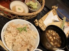 京やさい料理 接方来 京都駅ビル店でゴハン
お野菜多め　いろんなものが少しずつ　あっさり目
女性の喜ぶものばかり

京都駅ビル東ゾーン2F　京都劇場の入り口前です