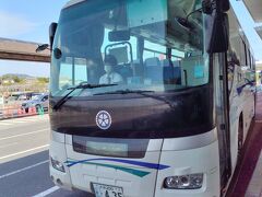 やっとバスがやって来ました！!
特に遅れた訳ではないですが・・・（笑）