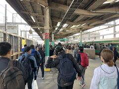 ＜浮間舟渡駅＞

7:42　浮間舟渡駅に到着。ランナーだらけ。