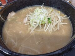 この日はラーメン　満足ヌードル560 安くて上手い