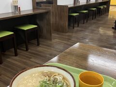 三角茶屋豊吉うどん JR宮崎店