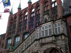 Rathaus（市庁舎）

重厚な建物とルネッサンス様式の階段が素敵です。