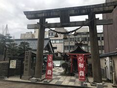 柴田神社。
北の庄城主「柴田勝家」を祀る。