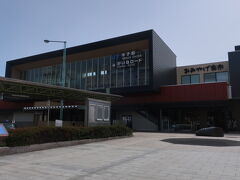 米子駅の外観は、リニューアルされていますね。