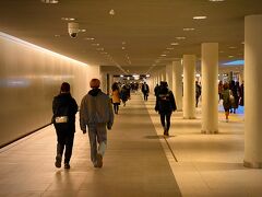 チカホを通って札幌駅へ