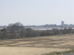 利根川河川敷