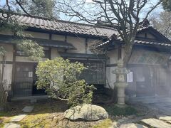 続いてこちら岩手県盛岡市の歴史ある邸宅「南昌荘」です。
明治18年(1885年)に建てられたレトロなたたずまいの情緒あふれる建築物です。
こちらも知り合いの方からおすすめされました。