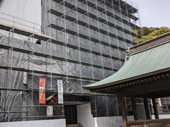 神部神社・浅間神社の拝殿は工事中でした。残念