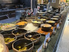 貴重なホテル泊の朝です。
期待を裏切らないバリエーションで満足です。