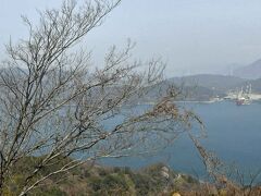 白滝山展望台より・・・・・黄砂でしかいが・・・・