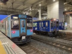 八戸駅着。
いわて銀河鉄道の車両もありました。