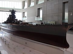 最初に向かったのは大和ミュージアム
1Fには戦艦大和の1/10の模型が展示されています