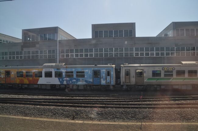 　石北本線を走るラッピング列車、H100-80が見えました。