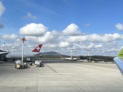 10：51チューリッヒ国際空港到着