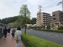 京王線で多摩境駅に移動