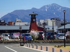 時鐘(ときがね)
大火で焼けた建物を再建した鐘を打ち鳴らして時を知らせる建物です。