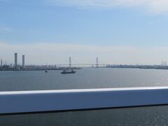 リビエラの船上から眺める名港中央大橋は一味違います。