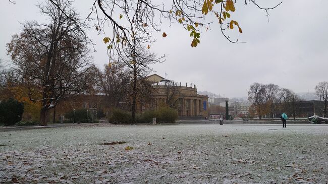 12月2日（土）この日も雪がちらほら・・・シュロスプラッツです