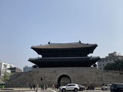 途中、漢陽都城博物館を見学（無料）して、東大門へ。
