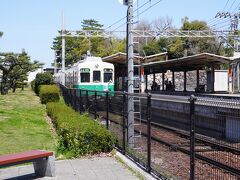 高松築港駅
高松琴平電鉄の始発駅です。バスの駐車場の側だったので、しんちゃん用に1枚