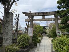 その将棋会館の向かいにある鳩森八幡神社。