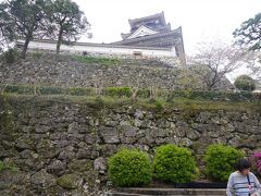 AM9時から高知城を見学しました。
AM１１時高知城を出発しました。