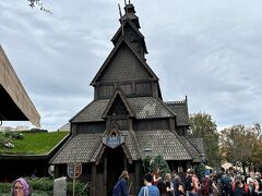 続いて、メキシコ館の隣の「ノルウェー館」へ。