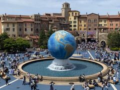 ディズニーシー
駅から見えるこの景色がいちばん好きかも。
なんかわくわくする♪