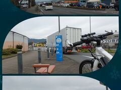 宮島東交差点を右折して国道1号線を走りました。
道の駅富士です。

※位置情報は、画像中・下付近です。