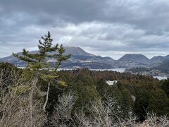 下に降りたら雪も雨も降っていなかったわ。

何時もの道の駅箱根峠