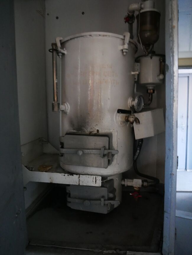 出発時間までは車内散策。<br />これはお湯が出るやつね。<br />他の人の旅行記で見たからわかったけどそうじゃなかったら何かわからなかったかも。