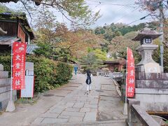 神社に来ました