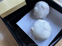 お宿に戻ると、今日のお菓子は「音更大福」（おとふけだいふく）
お宿がある、音更町は日本有数の大豆と小豆の産地なのです。