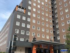 本日のお宿にチェックイン

夜は 学生時代の友人と15年ぶりの飲み会へ
みんなすっかりおじさんおばさんになったのに
全然変わってない！
飲んで笑って楽しい時間になりました～