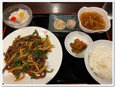 牛肉とピーマンの細切り炒めセットをオーダー
コスパも良く美味しかった

ここ鳥の巣焼きそばが有名みたいね
機会があったら食べたい