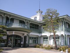 高山市図書館 煥章館