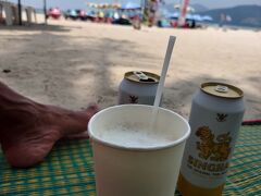 やはりタイではシンハービールです。