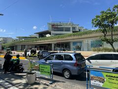 こちらがショッピングモールのビーチウォークです。

どんなものかと1時間ほど過ごしました。
現地ならではのショッピングというわけでもないので、時間があれば行ってみる程度の場所かなと思いました。