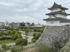 また、同時に今の明石の形の基礎となる「町割り」という都市計画を
行っていて、その町割りを行った人物は宮本武蔵と言われています。