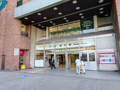 JR総武線 亀戸駅北口から街歩き開始します。
この駅は東武亀戸線も乗り入れていて北口にはアトレと合体しています。