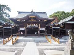 松原神社方向へ。　訪問時には気付きませんでしたが、奥側は佐嘉神社だそうです。