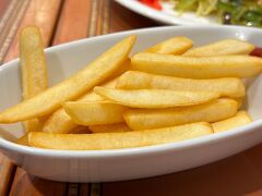 先ずは、第一ターミナルのマーケットプレイスにある銀座ライオンさんでランチ♪