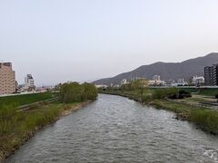 豊平川は札幌のシンボルです。サイクリングロードもあります