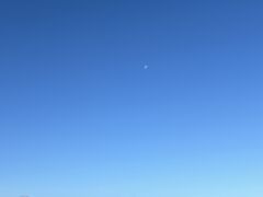 3日目は雲も少なく青空が広がってる！
ホノルル国際空港から飛び立つ旅客機もよく見える。