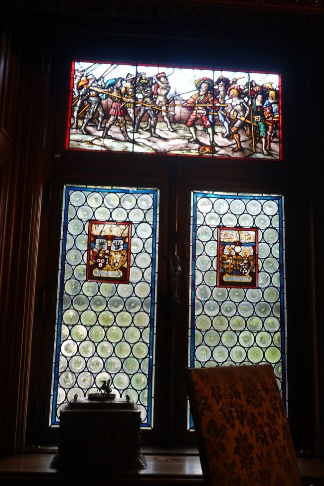 カロル１世の執務室　<br /><br />城全体にグスタフ・クリムトの装飾画や木彫り装飾などが美しく施されています。<br />