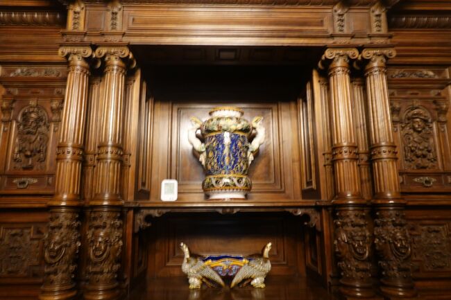 カロル１世の執務室<br /><br />以前はルーマニアと英語のツアーの入口は別の時もありましたが、現在は一緒で入場の際に分けられていました。<br />