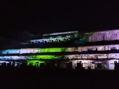 北沢浮遊選鉱場跡のライトアップに送迎バスを出してくれる（無料）
飲んでいたりするので、ありがたい
10分ぐらいで到着
なんとも幻想的