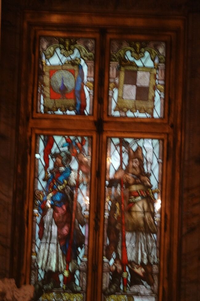 バッテリーを一度抜いてまた電源を入れると、元に戻るという状態になっています。