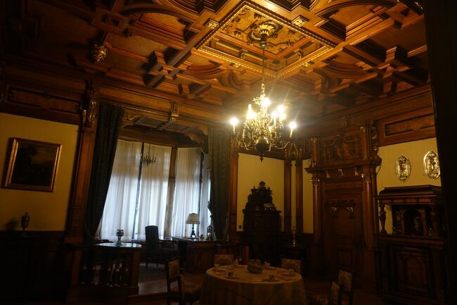 ダイニングルーム<br /><br />国王夫婦のプライベートの食事の部屋です。<br />