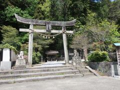 白山比咩神社があります。